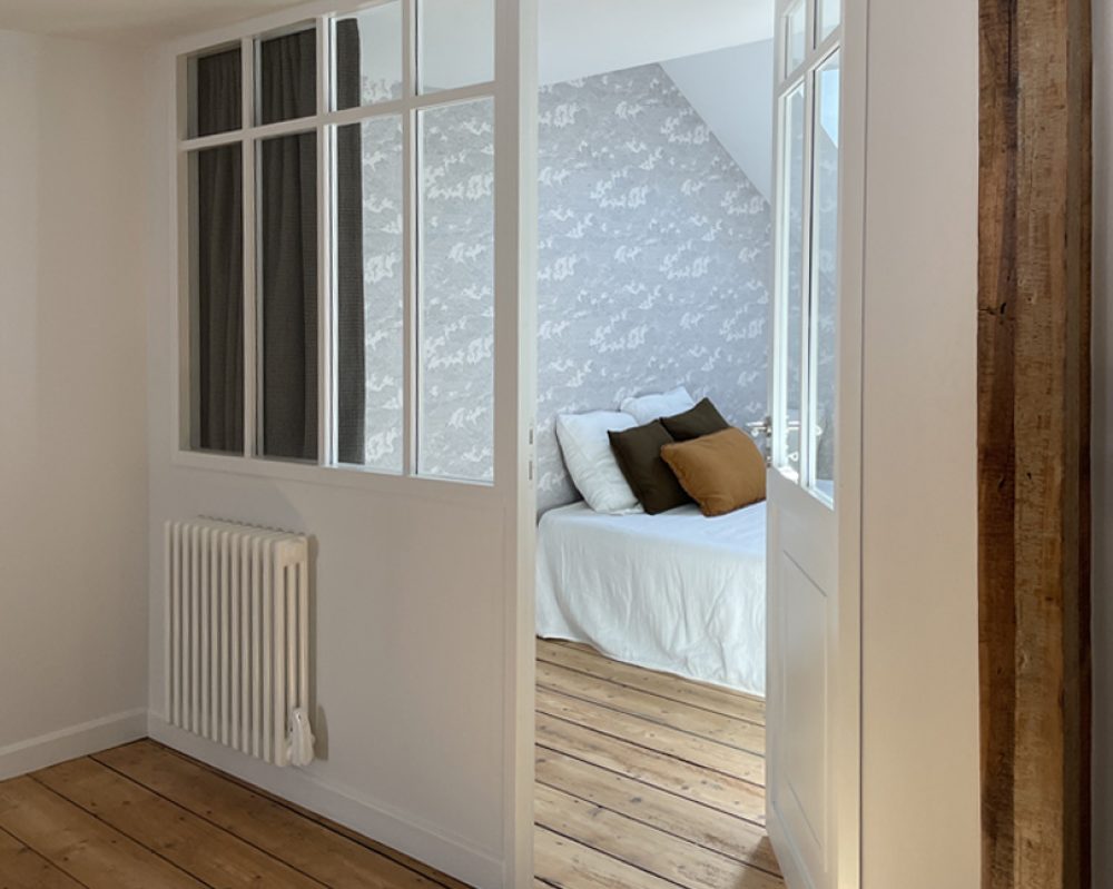 verrière bois blanche appartement rénovation